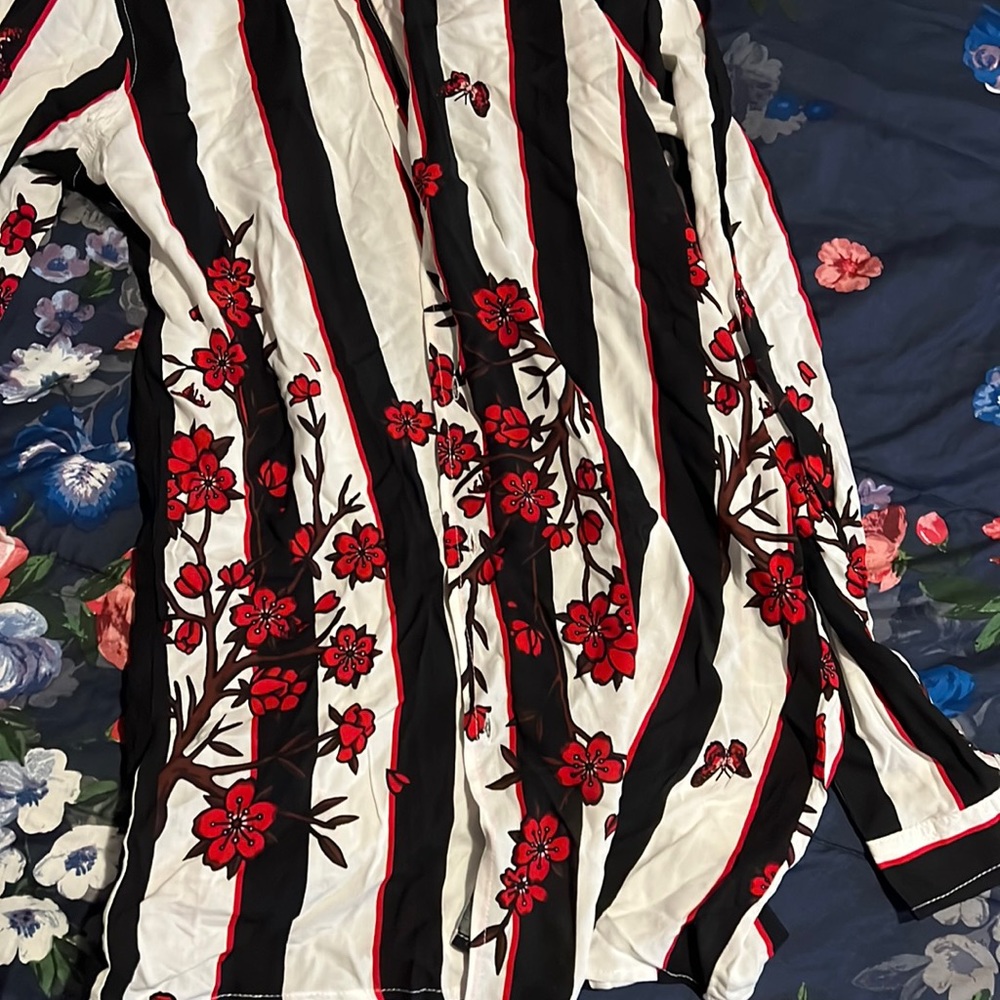 Button down - Picture 1 of 5